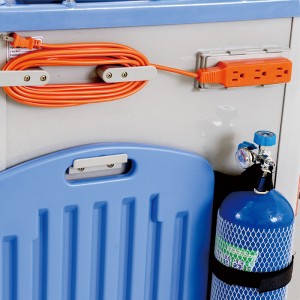 P035-Power Outlet & Hooks